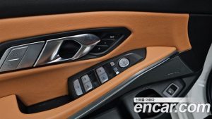 BMW 3-Series 320i M Sport 2023 года из Южной Кореи