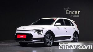Kia Niro Signature 2025 года из Южной Кореи