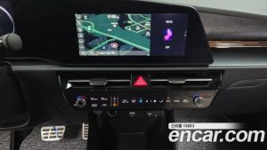 Kia Niro Signature 2025 года из Южной Кореи