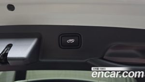 Kia Niro Signature 2025 года из Южной Кореи
