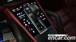 Porsche Cayenne 3.0 2023 года из Южной Кореи