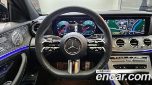 Mercedes-Benz E-Class E350 4MATIC AMG Line 2023 года из Южной Кореи