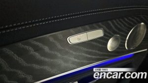 Mercedes-Benz E-Class E350 4MATIC AMG Line 2023 года из Южной Кореи