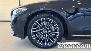 Mercedes-Benz S-Class S350 d 4MATIC 2025 года из Южной Кореи