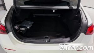 Mercedes-Benz E-Class E200 Avantgarde 2025 года из Южной Кореи