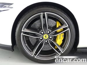 Ferrari Roma 3.9 SPYDER 2024 года из Южной Кореи