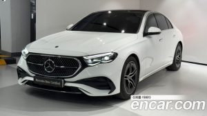 Mercedes-Benz E-Class E300 4MATIC AMG Line 2024 года из Южной Кореи