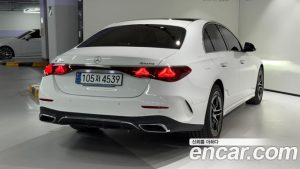 Mercedes-Benz E-Class E300 4MATIC AMG Line 2024 года из Южной Кореи