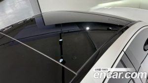 Mercedes-Benz E-Class E300 4MATIC AMG Line 2024 года из Южной Кореи