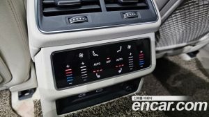 Audi A7 45 TDI 4WD Premium 2023 года из Южной Кореи