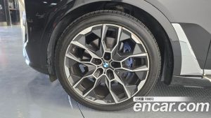 BMW X7 xDrive 40d M Sport 6 2024 года из Южной Кореи