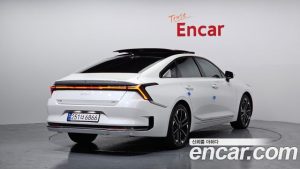 Kia K8 Signature 2025 года из Южной Кореи
