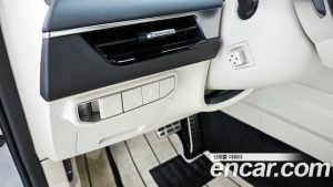Kia K8 Signature 2025 года из Южной Кореи