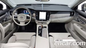 Volvo S90 B6 AWD ULTIMATE Bright 2023 года из Южной Кореи