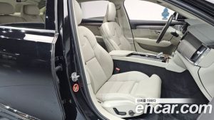 Volvo S90 B6 AWD ULTIMATE Bright 2023 года из Южной Кореи