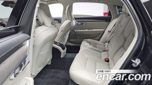 Volvo S90 B6 AWD ULTIMATE Bright 2023 года из Южной Кореи