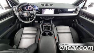 Porsche Cayenne 3.0 Coupe 2024 года из Южной Кореи