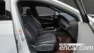 Audi A6 40 TDI 4WD Premium 2023 года из Южной Кореи