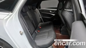 Audi A6 40 TDI 4WD Premium 2023 года из Южной Кореи