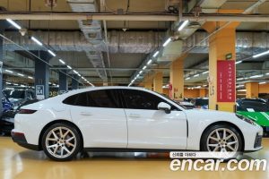 Porsche Panamera 2.9 AWD 2024 года из Южной Кореи