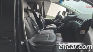 Hyundai Staria HEV 1.6 Tourer 9-Seater 2025 года из Южной Кореи