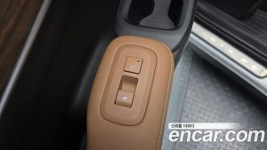 Hyundai Santafe Бензин 2.5T 4WD 2024 года из Южной Кореи