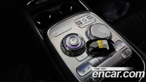 Genesis G90 Бензин 3.5 Turbo AWD 2025 года из Южной Кореи