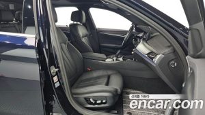BMW 5-Series 520i M Sport 2023 года из Южной Кореи