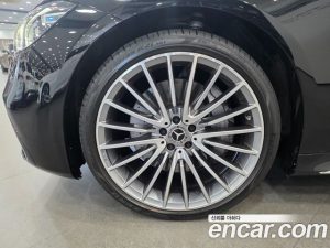 Mercedes-Benz S-Class S500L 4MATIC 2023 года из Южной Кореи