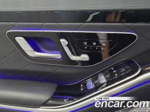 Mercedes-Benz S-Class S500L 4MATIC 2023 года из Южной Кореи