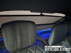 Mercedes-Benz S-Class S500L 4MATIC 2023 года из Южной Кореи