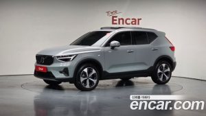 Volvo XC40 B4 Ultra Bright 2025 года из Южной Кореи