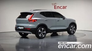 Volvo XC40 B4 Ultra Bright 2025 года из Южной Кореи
