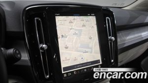 Volvo XC40 B4 Ultra Bright 2025 года из Южной Кореи