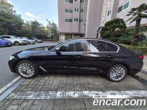 BMW 5-Series 520i Luxury 2023 года из Южной Кореи