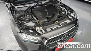 Mercedes-Benz E-Class E200 Avantgarde 2025 года из Южной Кореи