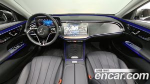 Mercedes-Benz E-Class E200 Avantgarde 2025 года из Южной Кореи