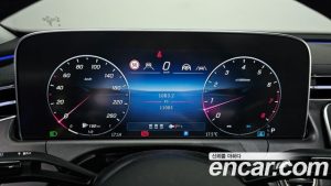 Mercedes-Benz E-Class E200 Avantgarde 2025 года из Южной Кореи