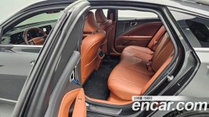 Kia K8 Noblesse 2025 года из Южной Кореи