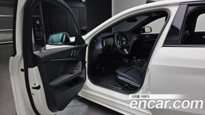 BMW 1-Series 120i M Sport 2024 года из Южной Кореи