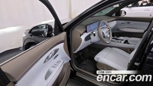 Genesis GV70 2.5T Бензин 2WD 2025 года из Южной Кореи