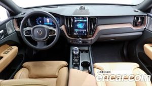 Volvo XC60 B6 Ultra Bright 2025 года из Южной Кореи