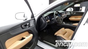 Volvo XC60 B6 Ultra Bright 2025 года из Южной Кореи