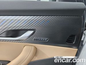 Renault-KoreaSamsung Grand Koleos 1.5 E-TECH Iconic 2WD 2025 года из Южной Кореи