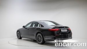 Mercedes-Benz S-Class S350 d 4MATIC 2025 года из Южной Кореи