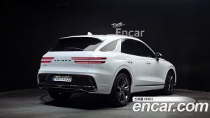 Genesis GV70 2.5T Бензин 2WD 2025 года из Южной Кореи