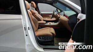 Genesis GV70 2.5T Бензин 2WD 2025 года из Южной Кореи