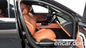 Mercedes-Benz S-Class S500L 4MATIC 2023 года из Южной Кореи