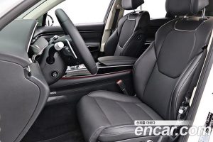 Genesis GV70 2.5T Бензин 2WD 2024 года из Южной Кореи