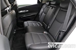 Genesis GV70 2.5T Бензин 2WD 2024 года из Южной Кореи